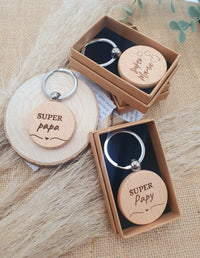 Porte-Clé en Bois Gravé