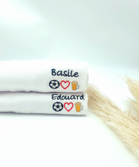 Tshirt Brodé Homme ,T-shirt Blanc Personnalisé pour lui , avec Texte/prénom au choix